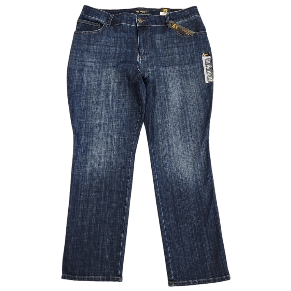Lee Women's Relaxed Fit Staight Leg Mid Rise Demin Blue Jeans, 18W Medium NWT